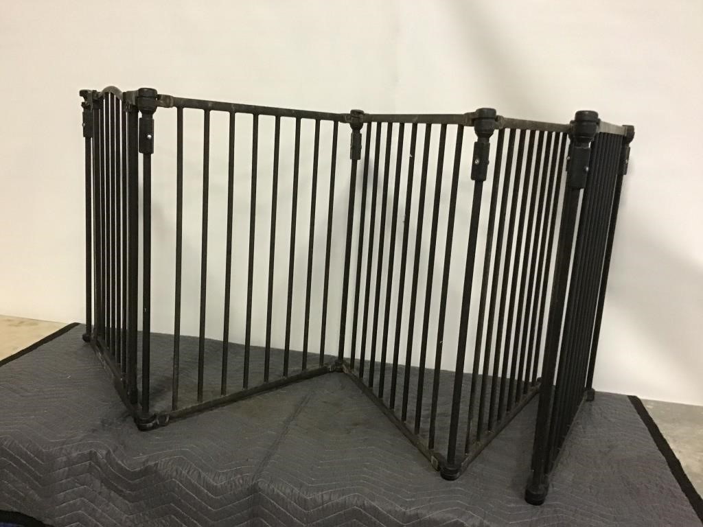 Collapsible Fence w/ Gate
