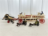 Cast Iron Toy Lot / Includes (2) Horse & Buggies,