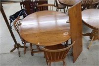 VILAS DROP LEAF TABLE WITH 4 CHAIRS AND LEAF 50"