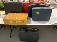 6 PIECES OF LUGGAGE INCLUDING MID CENTURY