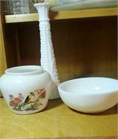 Bird bowl, vase and white bowl