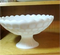 Honeycomb type white glass bowl