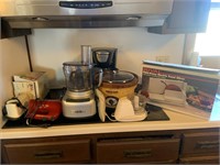 Assorted Small Appliances