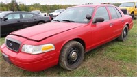 2011 Ford Crown Vic Red 99548 miles