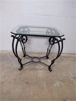 1/2" Glass Top End Table w/ Iron Base