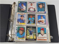 BINDER FULL OF ASSORTED BASEBALL CARDS