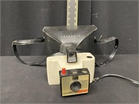 Vintage Polaroid Swinger 20 Camera w/ Case