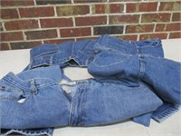 4 Pair Wrangler Jeans sz 32x24"