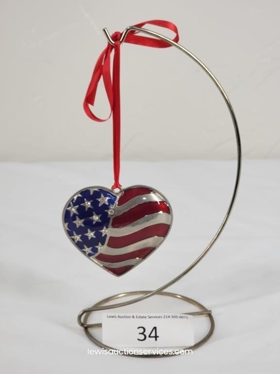 USA American Flag Heart Pendent on Stand