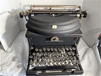Rare find Vintage Remington Noiseless typewriter