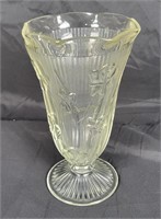 Vtg Jeannette Glass Iris Herringbone Vase