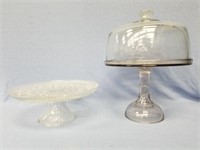 Lot of 2 glass cake platters 1 has a lid       (N