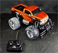 RC DODGE 4 x 4 REMOTE CONTROL TRUCK TOY