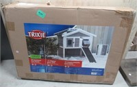 Trixie insulated cat house in original box.
