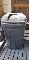 Outdoor Trash can with wheels