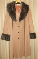 Woman's Long Winter Coat w/ Faux Fur Trim