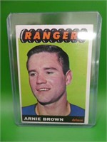 1965 - 1966 Topps Hockey  Arnie Brown