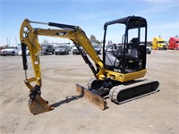 2015 Caterpillar 302.7D CR Hydraulic Excavator