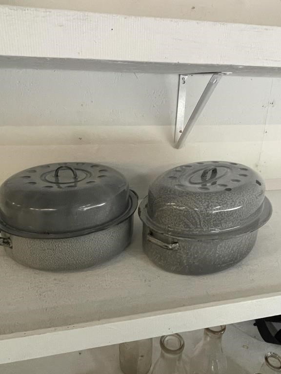 2 Gray Graniteware Roasting Pans