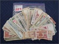 LOT, ASSORTED FOREIGN CURRENCY