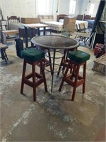 Table and 4 bar stools