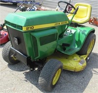 John Deere 210 riding lawn mower with 4ft mowing