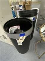 2-Trash Cans