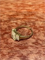 10k Yellow Gold Ring Size 8 Diamonds Untested