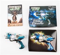 Signed Cowboys & Aliens Ray Blasters, Comic