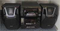 Panasonic CD Stereo System SA-AK70