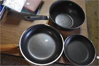 2 Skillets & a fry pan