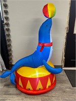 5’ inflatable circus seal