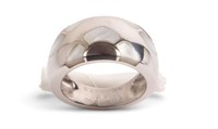 Van Cleef and Arpels 18K Gold Mother of Pearl Ring