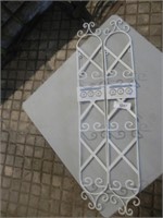 Decorative Wall Plate Holders - new, lot of