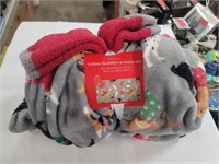 Holiday - Cuddly Blanket & Socks Set