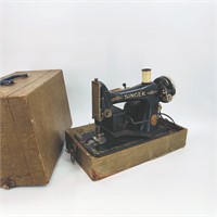 Vintage Singer BT2 Sewing Machine - Untested