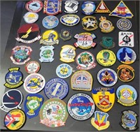 W - LOT OF COLLECTIBLE PATCHES (L32)
