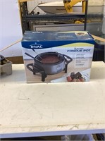 Fondue pot