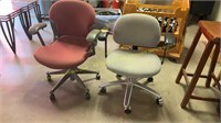 2 ct Office Chairs