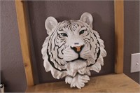 DECORATIVE WHITE TIGER WALL HANGING