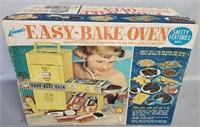 Vintage Kenner Easy Bake Oven