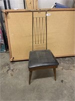 Mid-century valet chair