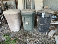 3 Plastic Garbage Cans
