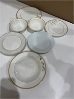 11-Pieces Dinnerware Set