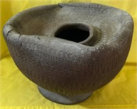 M - ANTIQUE CLAY POT (L115)