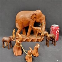 70's Era Elephant wood carvings look at pictures