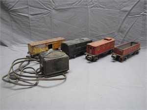 4 Antique Pre WWII Lionel Tin Litho Train Cars