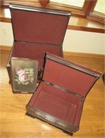Pair of Wood Nesting Trunks with Tray & Hand