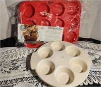 New 12 cup muffin pan & more