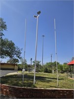 4 Light Poles - 2 light fixtures per pole